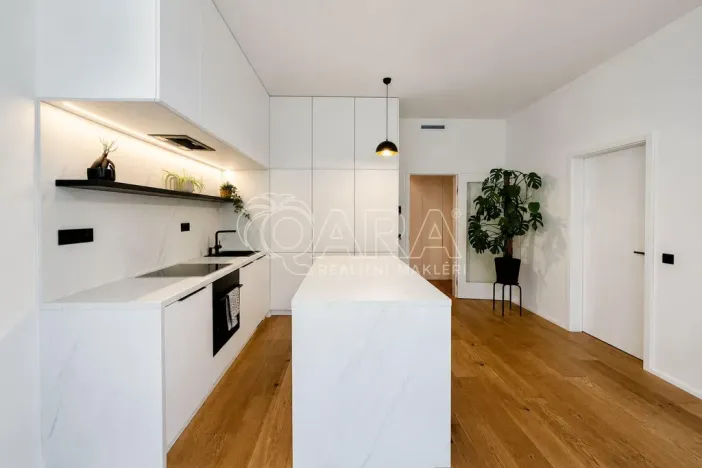 Pronájem bytu 2+kk, Praha - Smíchov, Grafická, 62 m2