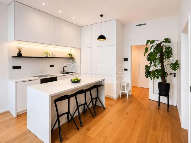 Pronájem bytu 2+kk, Praha - Smíchov, Grafická, 62 m2