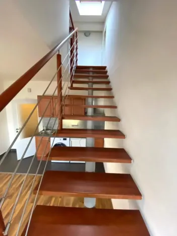 Pronájem bytu 2+kk, Praha - Vysočany, Freyova, 55 m2