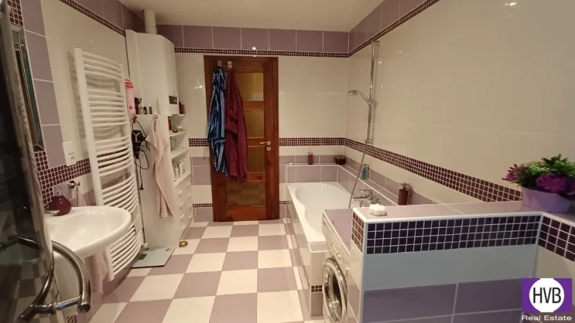 Prodej rodinného domu, Cholina, 131 m2