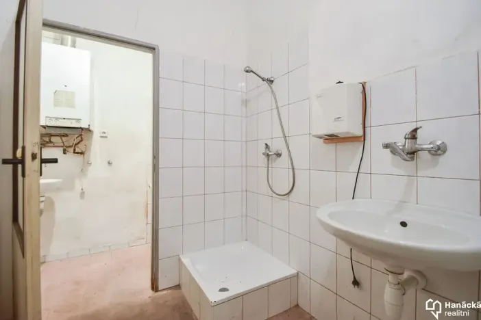 Prodej obchodního prostoru, Olomouc, Resslova, 77 m2