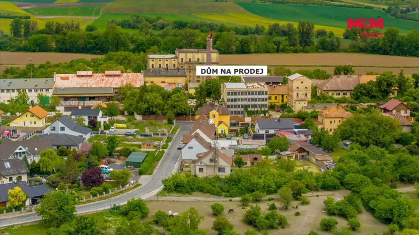 Prodej činžovního domu, Černčice, Husova, 732 m2
