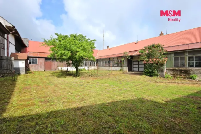 Prodej rodinného domu, Černovice - Benešov, 265 m2