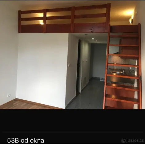 Pronájem bytu 1+kk, Praha - Vysočany, Freyova, 32 m2
