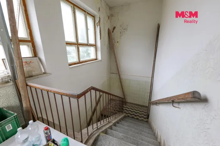 Prodej výrobních prostor, Černošín, 1100 m2