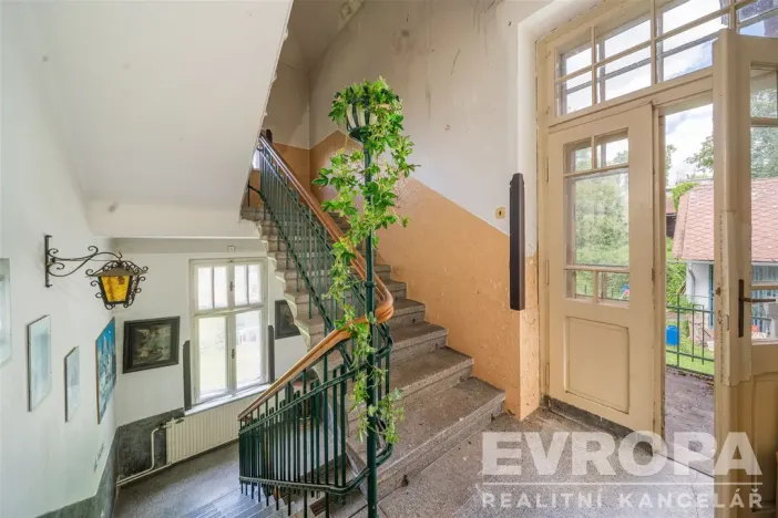 Prodej rodinného domu, Hostinné, A. Jiráska, 320 m2