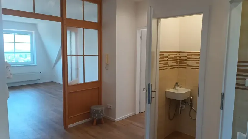 Pronájem bytu 3+kk, Praha - Kobylisy, Klíčanská, 93 m2