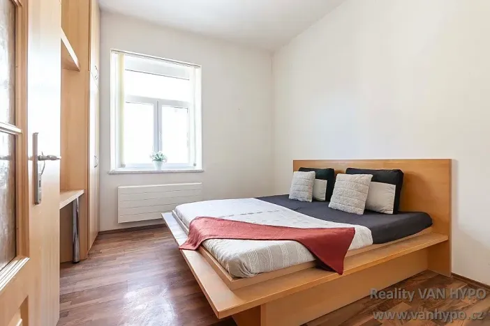 Prodej bytu 2+kk, Praha - Vokovice, Krátký lán, 42 m2