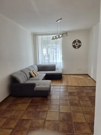Pronájem bytu 4+1, Praha - Bubeneč, Charlese de Gaulla, 108 m2