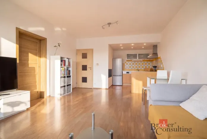 Prodej bytu 2+kk, Praha - Libeň, Nad Okrouhlíkem, 58 m2