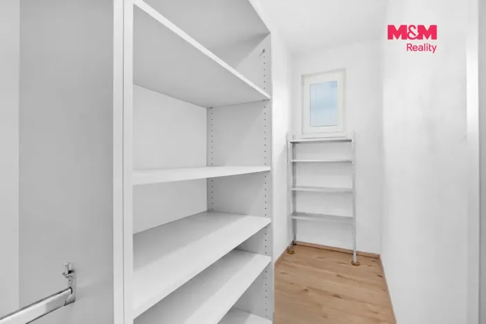 Prodej bytu 2+1, Nehvizdy, Gabčíkova, 50 m2