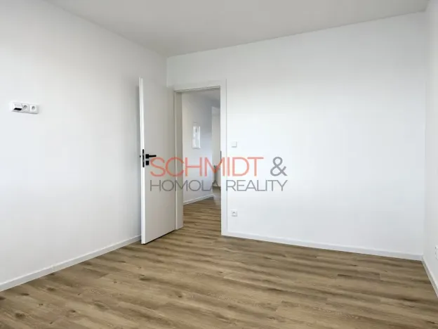 Pronájem bytu 3+kk, Hustopeče, U Větrolamu, 75 m2