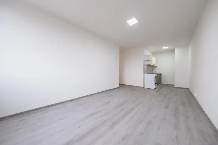 Pronájem bytu 2+kk, Praha - Bohnice, Poznaňská, 43 m2