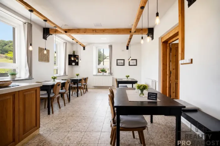 Prodej rodinného domu, Pustá Kamenice, 491 m2