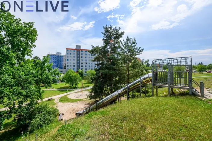 Prodej bytu 4+1, Plzeň, Žlutická, 81 m2
