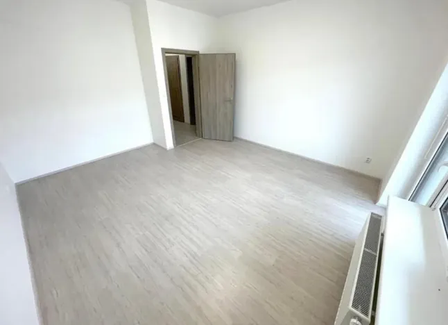 Pronájem bytu 2+kk, Karlovy Vary, Svatošská, 69 m2