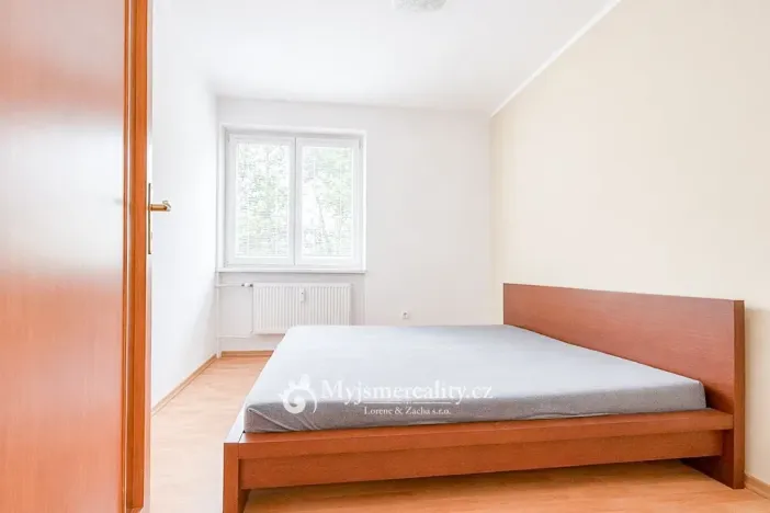 Pronájem bytu 2+1, Znojmo, Hálkova, 57 m2