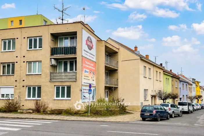 Pronájem bytu 2+1, Znojmo, Hálkova, 57 m2