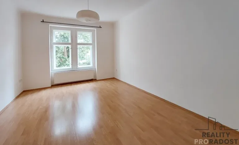 Pronájem bytu 2+1, Praha - Vršovice, 28. pluku, 70 m2