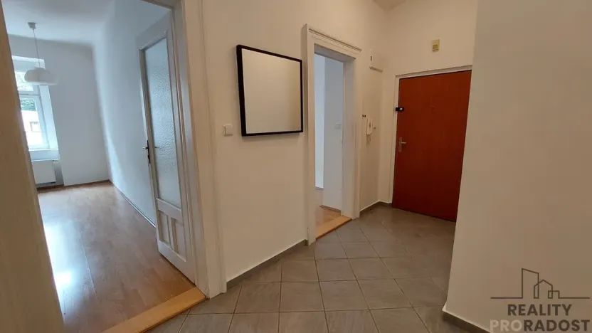Pronájem bytu 2+1, Praha - Vršovice, 28. pluku, 70 m2