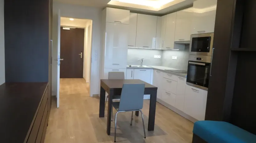 Pronájem bytu 1+kk, Praha - Stodůlky, Mukařovského, 30 m2