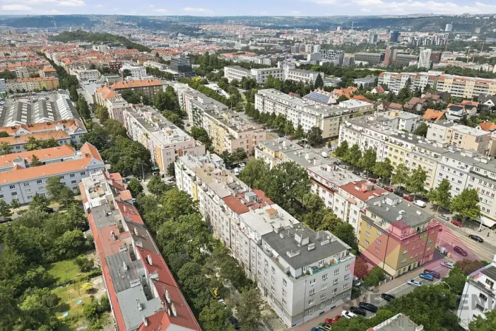 Pronájem bytu 1+kk, Praha - Žižkov, Biskupcova, 25 m2
