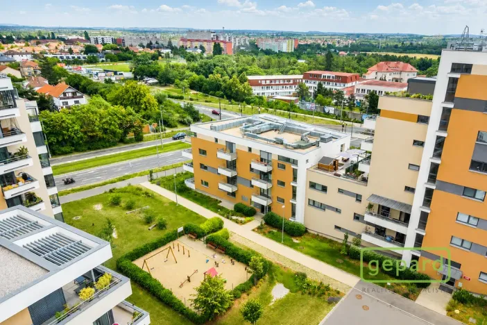 Prodej bytu 2+kk, Praha, Zimova, 63 m2