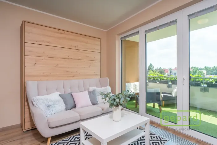 Prodej bytu 2+kk, Praha, Zimova, 63 m2