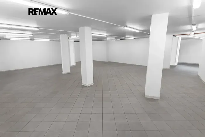 Prodej obchodního prostoru, Harrachov, 283 m2
