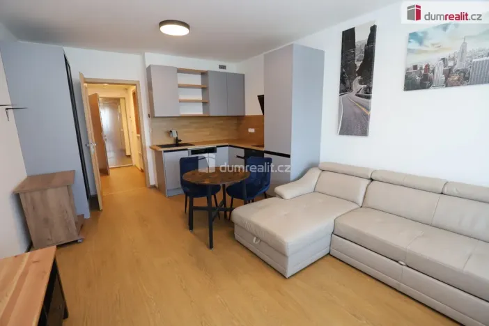 Prodej bytu 1+kk, Praha - Hloubětín, Domalípova, 38 m2
