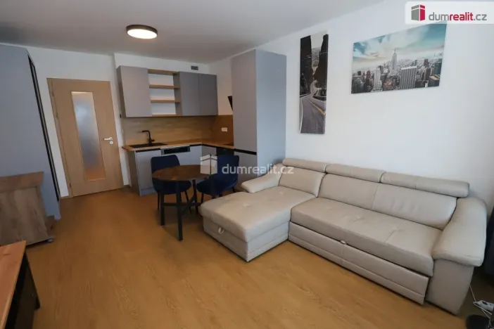 Prodej bytu 1+kk, Praha - Hloubětín, Domalípova, 38 m2