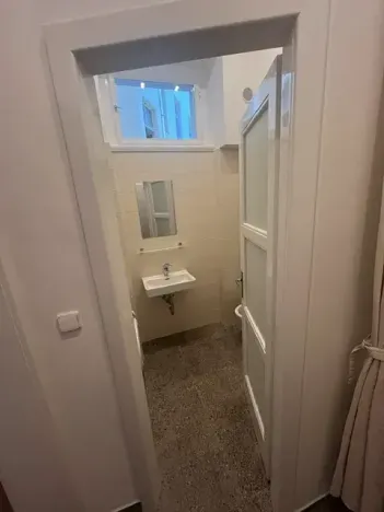 Pronájem bytu 1+kk, Praha - Vinohrady, Budečská, 22 m2