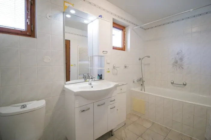 Prodej chalupy, Kolinec - Sluhov, 152 m2