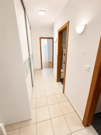 Prodej bytu 2+kk, Praha - Veleslavín, Na okraji, 88 m2