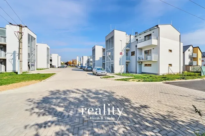 Pronájem bytu 3+kk, Znojmo, Hrušňová, 80 m2