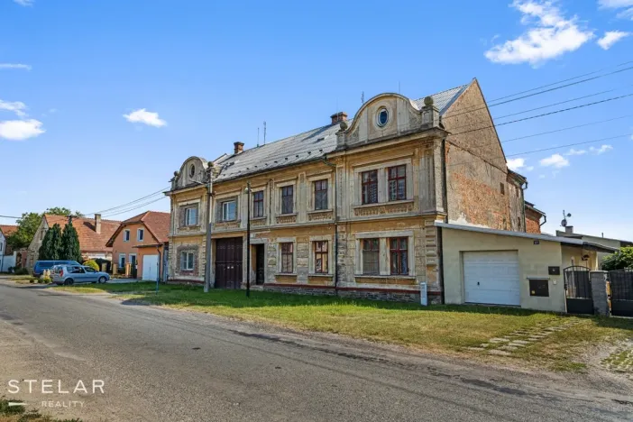 Prodej rodinného domu, Uničov - Renoty, 488 m2
