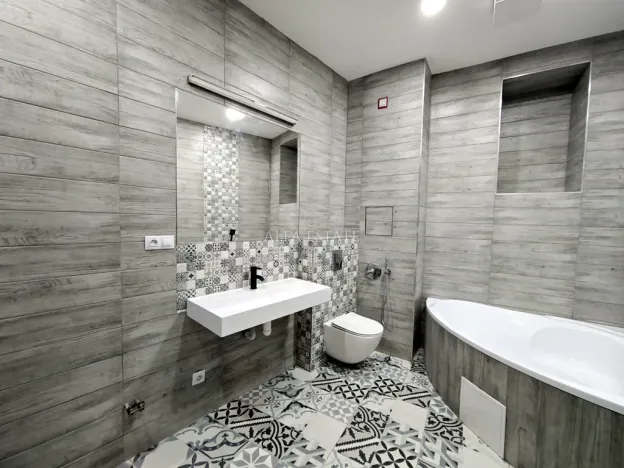 Pronájem bytu 2+kk, Karlovy Vary, Foersterova, 50 m2