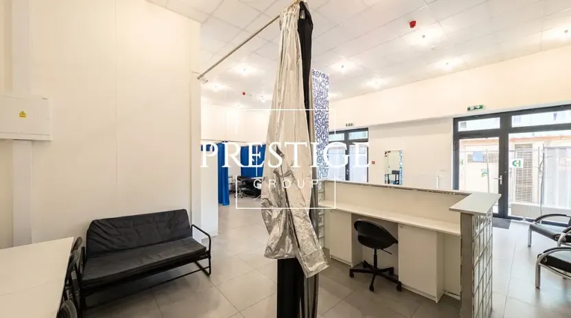 Pronájem obchodního prostoru, Praha - Holešovice, Vrbenského, 82 m2