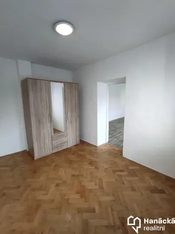 Pronájem bytu 2+1, Šternberk, Jaroslavova, 50 m2