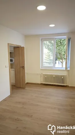 Pronájem bytu 2+1, Olomouc, Blanická, 53 m2