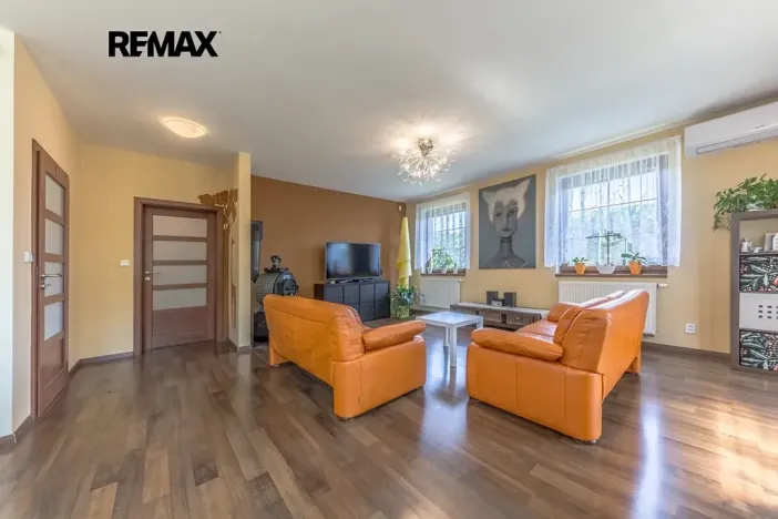 Prodej rodinného domu, Hovorčovice, Dolní, 174 m2