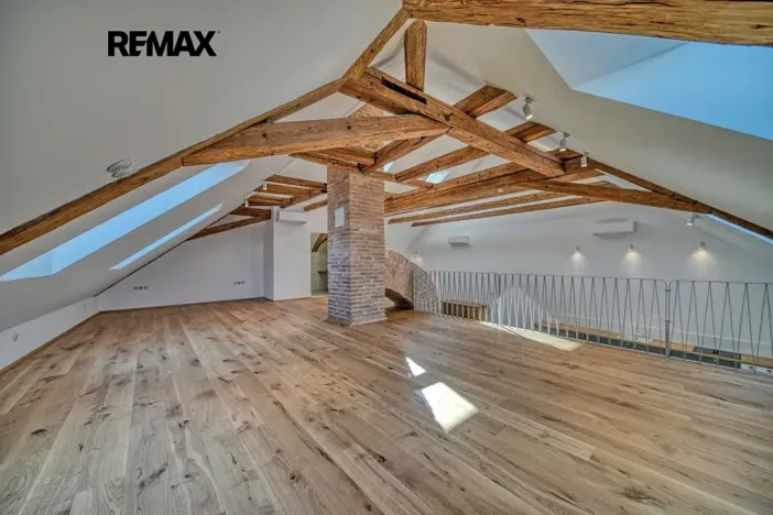 Pronájem atypického bytu, Kutná Hora, Kollárova, 123 m2