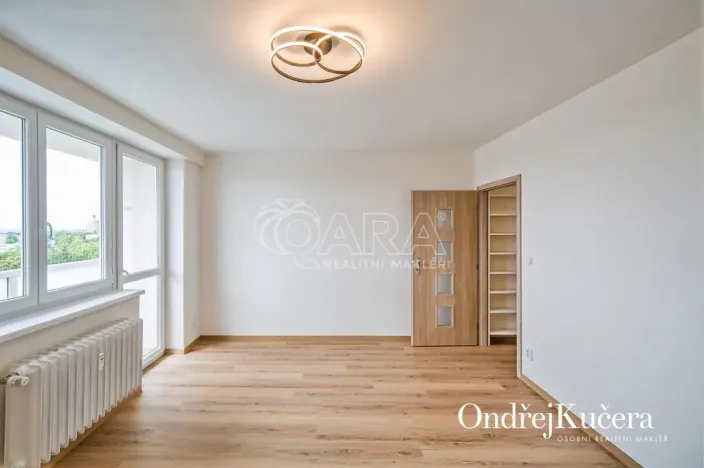 Pronájem bytu 3+kk, Praha - Břevnov, Na Petřinách, 67 m2