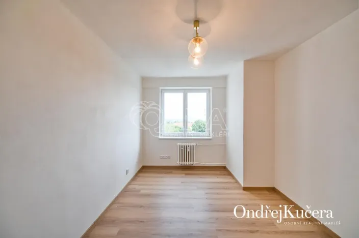 Pronájem bytu 3+kk, Praha - Břevnov, Na Petřinách, 67 m2