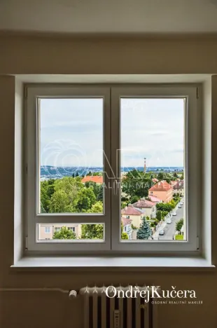 Pronájem bytu 3+kk, Praha - Břevnov, Na Petřinách, 67 m2