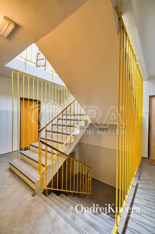 Pronájem bytu 3+kk, Praha - Břevnov, Na Petřinách, 67 m2