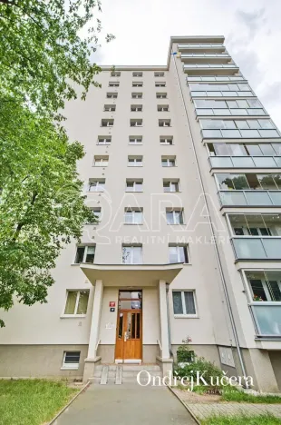 Pronájem bytu 3+kk, Praha - Břevnov, Na Petřinách, 67 m2