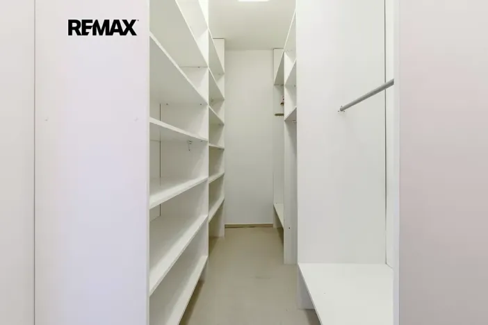 Pronájem bytu 3+kk, Praha - Dejvice, Šárecká, 76 m2