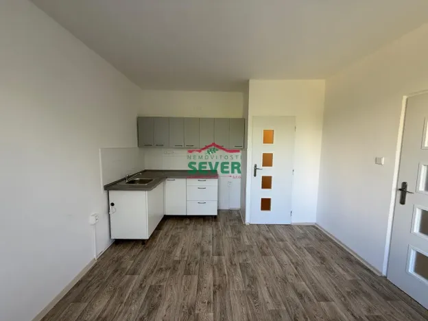 Prodej bytu 1+1, Bílina - Teplické Předměstí, Sídliště Za Chlumem, 35 m2