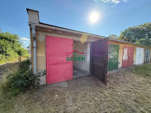 Prodej garáže, Chomutov, Elišky Krásnohorské, 20 m2
